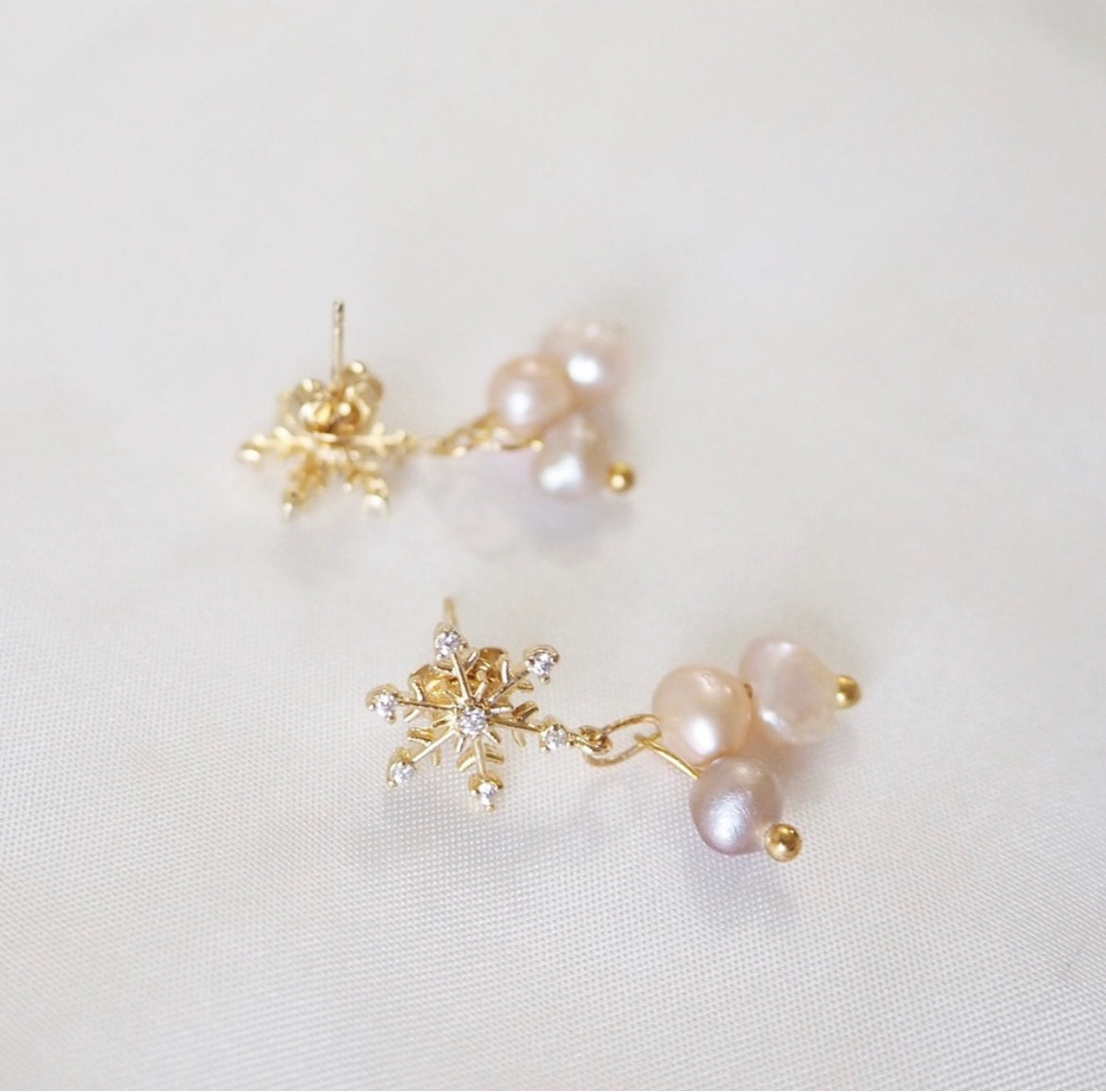 Snowflake Freshwater Pearl Dangle Earrings
