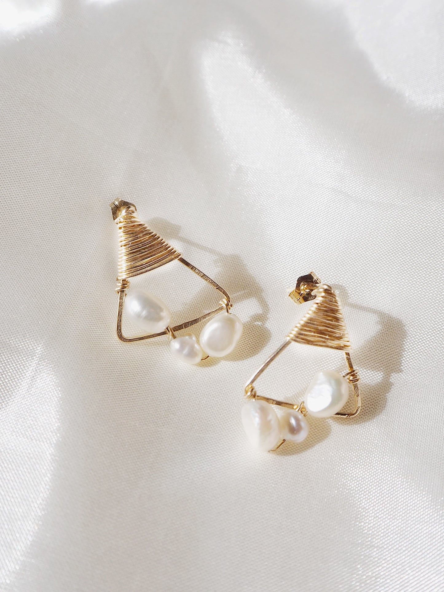 Triangle 14K Gold Filled Wire Freshwater Pearls Stud Earrings