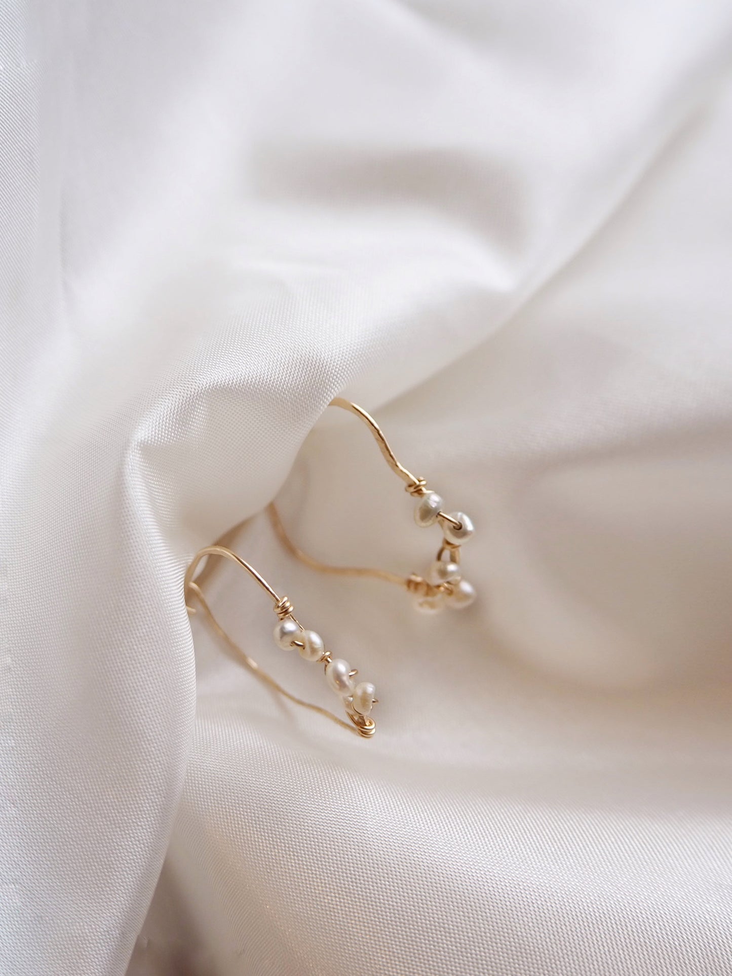 Imperfection Wire Pearl Hoop 14K Gold Filled Earring 